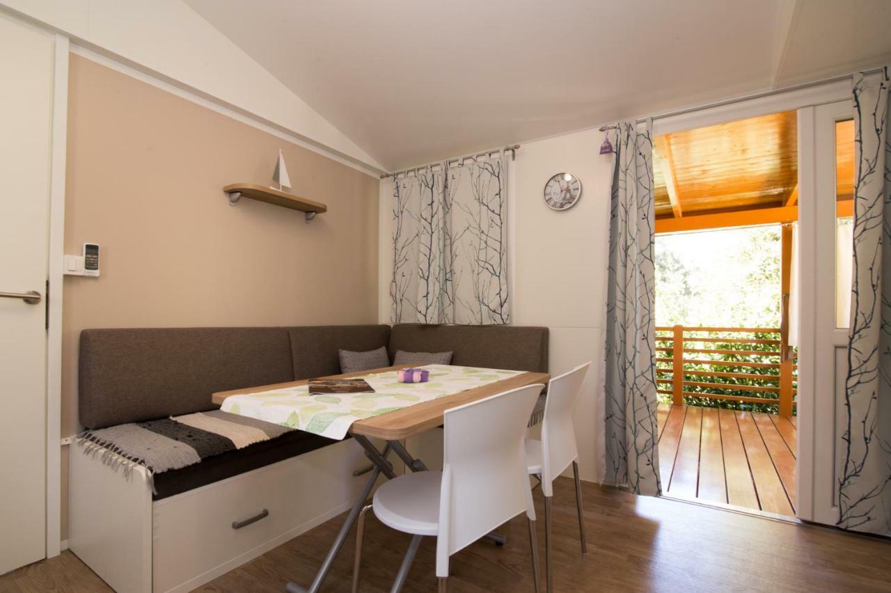 Mobile Homes 'Jakov', Camp Soline บีโอกราดนาโมรู ภายนอก รูปภาพ